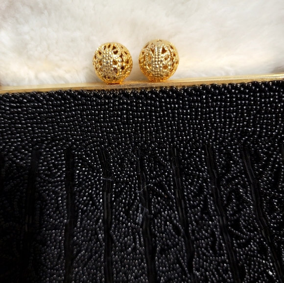 Elegant Black Beaded Evening Bag - Picture 3 of 4